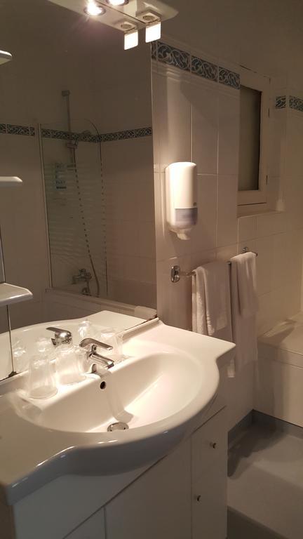 Hotel Du Chateau - Beynac Et Cazenac Екстер'єр фото