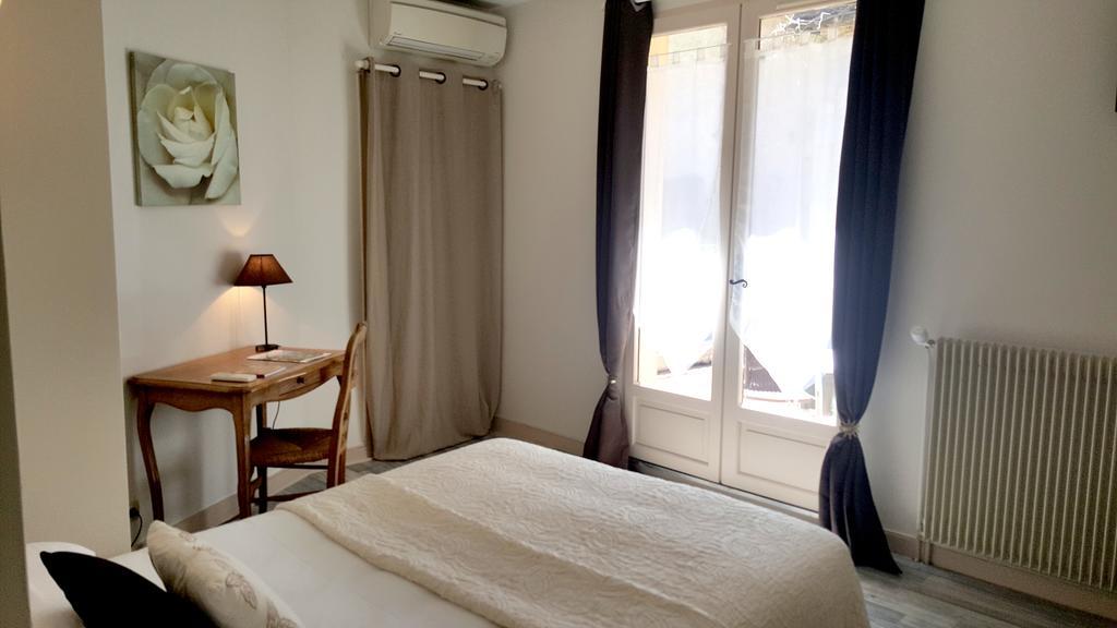 Hotel Du Chateau - Beynac Et Cazenac Екстер'єр фото