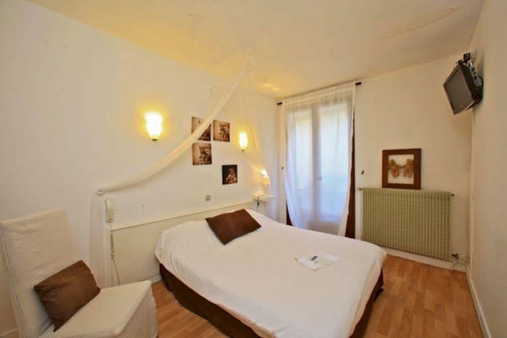 Hotel Du Chateau - Beynac Et Cazenac Екстер'єр фото